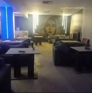 محل تجاري للايجار في شارع رئيسي بالمهندسين 250 م
