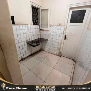 شقةللبيع في جــلـيـم اسكندريه