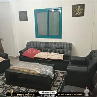 عيادة للبيع الهدايا خطوات من ترام الهدايا